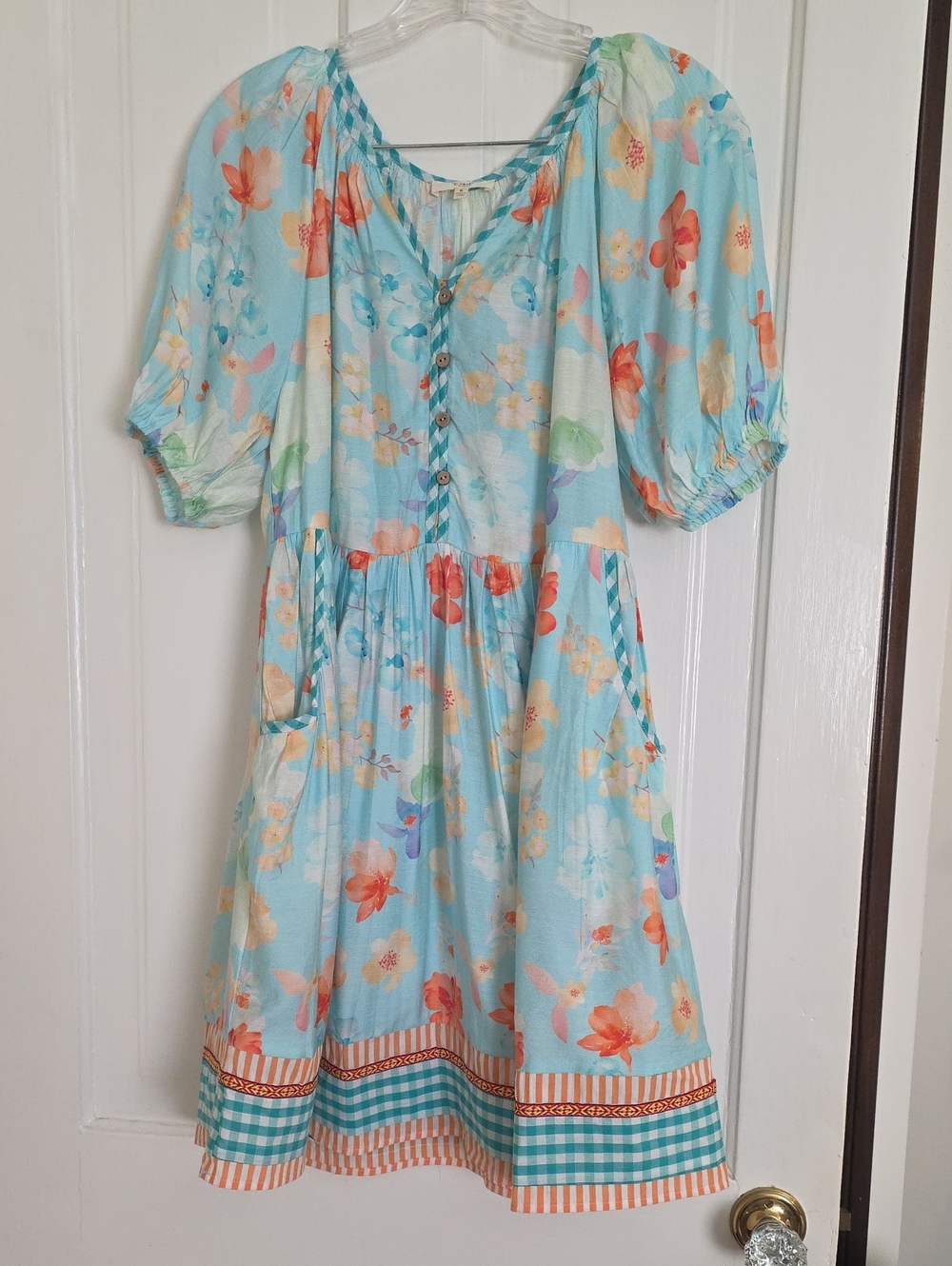Light Blue Floral Puff-Sleeve Casual Dress with Front Buttons